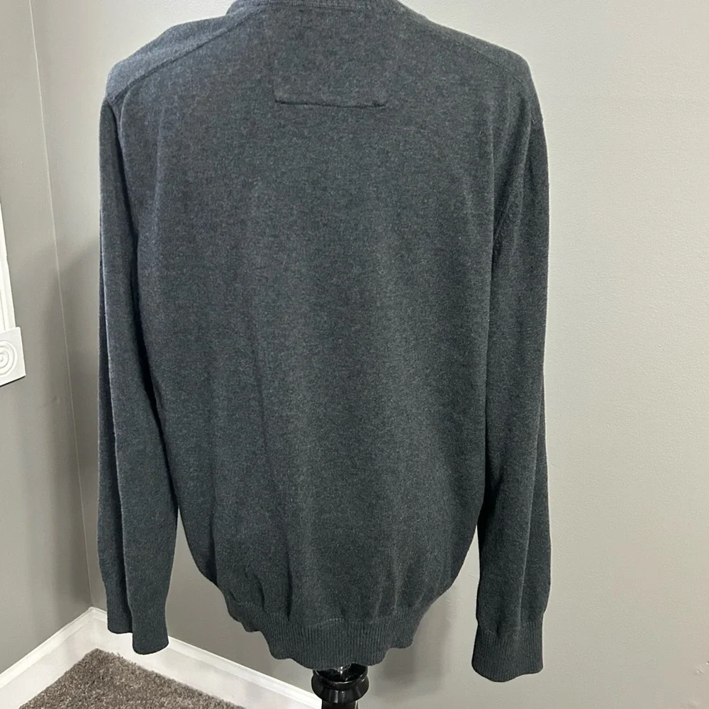 Banana Republic men size extra large, double knit,‎ pull over sweater